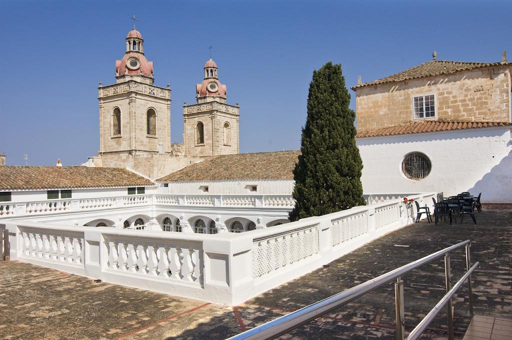 Grupoandria El Claustre De Ciutadella - Hospederia Hostel Exterior photo